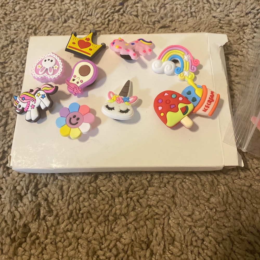 NWT Croc Charms